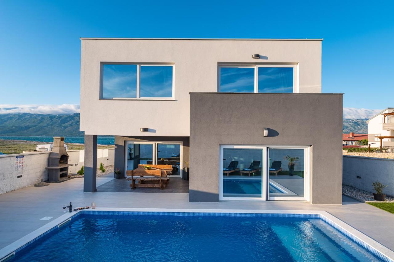 Luxury Villa Noemi Ražanac エクステリア 写真